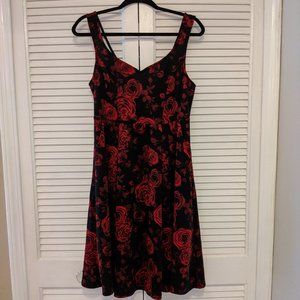 Torrid Black/Dress Rose Print Dress Size 12